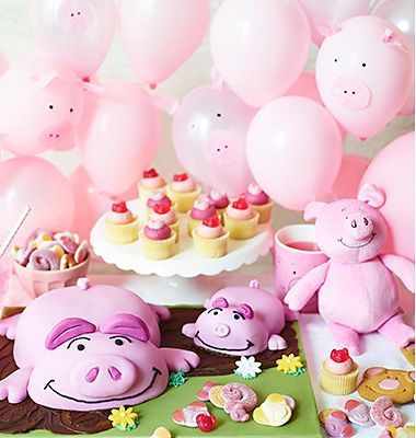 Percy Pigs, Happy Birthday Percy, Pig Cupcakes, Pig Birthday Cakes, Percy Pig, Pig Cake, Pig Party, Pig Birthday, Mouth Watering Food