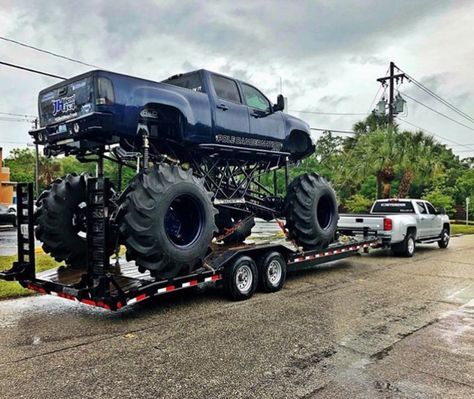 Big Monster Trucks, Big Monster, Trucks Lifted Diesel, Dog Tree, Mud Trucks, Dream Cars Jeep, Jacked Up Trucks, Beach Bike, Black Bike