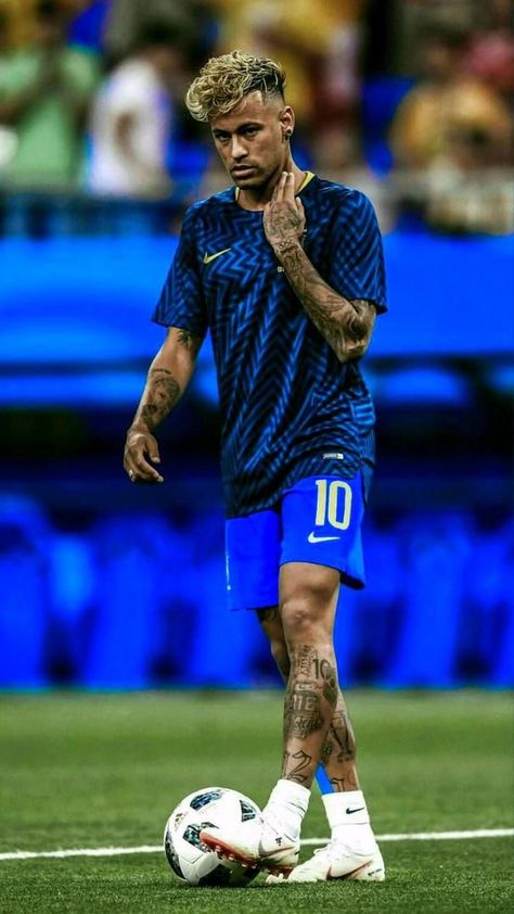 Neymar Soccer, Neymar Pic, Brazil Soccer, Lionel Messi Fc Barcelona, Bicycle Kick, Neymar Jr Wallpapers, Neymar Football, Brazil Flag, Fitness Wear Outfits