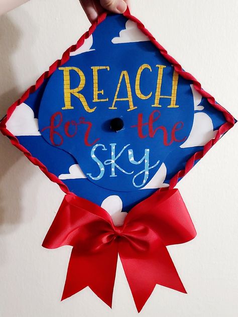 Grad Cap Ideas Toy Story, Toy Story Grad Cap, Toy Story Graduation Pictures, Toy Story Graduation Party, Toy Story Graduation Theme, Pre K Graduation Cap Ideas, Toy Story Graduation, Daycare Graduation, Kindergarden Graduation