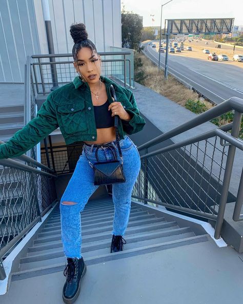 Jeans Outfit Winter Black Women, Fashionnova Jeans, Happy Juneteenth, Winter Fashion Outfits Casual, Chill Outfits, Streetwear Fashion Women, Looks Chic, Baddie Outfits Casual, Dope Outfits