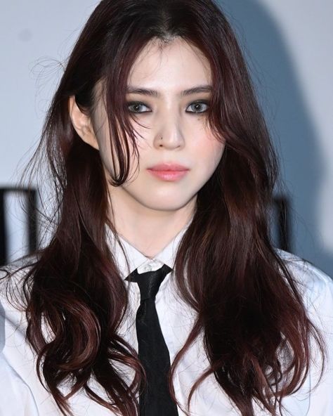 Han So Hee @dior event Han So Hee Makeup, Taemin Idea, Han Soo Hee, Dior Event, Han So Hee, Korean Hair Color, So Hee, Korean Hair, Red Brown Hair