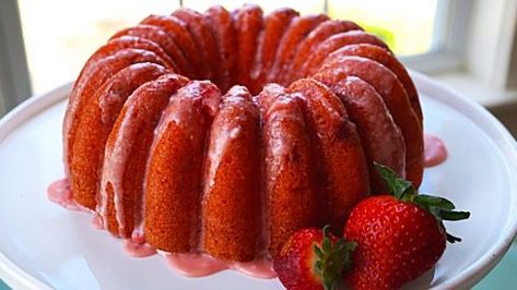 Gran’s Strawberry Bundt Cake With Strawberry Glaze | DIY Joy Projects and Crafts Ideas Lavender Bundt Cake, Strawberry Bundt Cake, Lavender Cake, Bundt Cake Recipe, Strawberry Glaze, Rum Cake, Bundt Cakes Recipes, Strawberry Cakes, Orange Cake