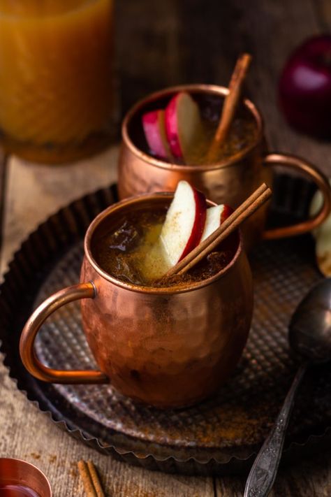 Cider Moscow Mule, Moscow Mule Recipe Classic, Apple Cider Cocktails, Apple Cider Moscow Mule, Soup Cheese, Wine Gravy, Creation Bougie, Stuffed Meatballs, Apple Cider Cocktail