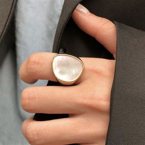 Pearl Statement Ring, Dramatic Wardrobe, Y2k Rings, Mother Of Pearl Ring, Soft Dramatic, Energy Power, Thick Ring, Power Ring, Necklace Layered