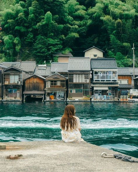 Kyoto’s Ine Fishing Village serves up some truly beautiful views! You’ll find numerous traditional funaya (wooden fishing houses) lining the water, providing a hearty dose of step-back-in-time charm. 🎣 📷: @kyoko1903 —- 📍Ine, #Kyoto .⁣⠀ .⁣⠀ .⁣⠀ .⁣ #JapanTravel #MyJapan #kyotophoto #japangram #japanfan #ilovejapan #kyotojapan #visitjapan #japanisawesome #missingjapan #wanderlust #traveler #travelgoals #missingtravel #dreamingoftravel #nihon #giappone [...] The post Japan Trave Sea And Mountains, Seaside Town, Visit Japan, Seaside Towns, Kyoto Japan, Fishing Villages, Hiroshima, Travel Goals, Beautiful Scenery