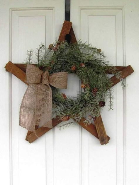 Star Wreath, Deco Nature, Wreath Rustic, Artificial Wreath, Christmas Wood Crafts, Rustic Wreath, Holiday Crafts Christmas, Christmas Decorations Rustic, Holiday Wreath