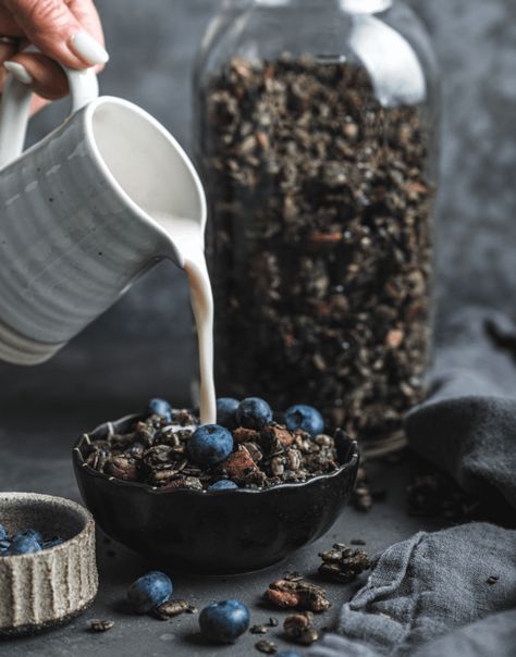 Tahini Granola, Black Tahini, Tahini Recipe, Granola Breakfast, Cooked Breakfast, Cacao Nibs, Gluten Free Oats, Homemade Granola, Vegan Breakfast