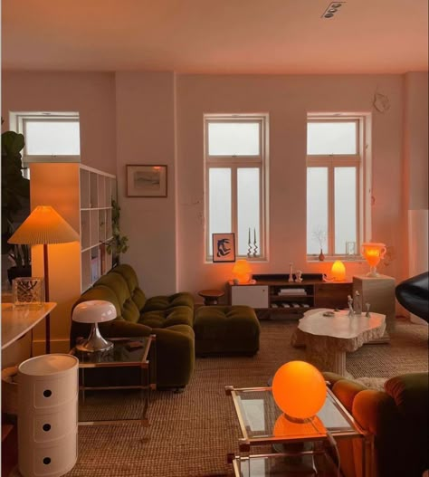 Add a touch of midcentury sophistication to your home with Amazon's exclusive picks. Elevate your space effortlessly. Image Source: https://www.pinterest.com/pin/2814818510362053 Large Living Room Layout, 70s Living Room, 70s Interior Design, 70s Interior, Midcentury Design, Retro Living Rooms, Apartment Aesthetic, Style Deco, Apartment Decor Inspiration