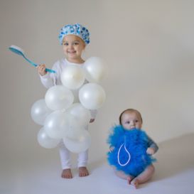 Loofah Costume, Elegant Halloween Party, Diy Bubble Bath, Diy Costumes Kids Boys, Bath Loofah, Bath Diy, Sibling Costume, Diy Halloween Games, Diy Costumes Women