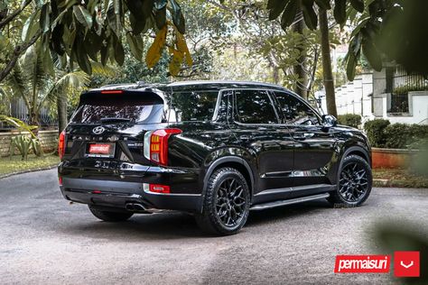 HYUNDAI PALISADE - HYBRID FORGED SERIES: HF-2 - Vossen Wheels Hyundai Palisade, Vossen Wheels, Can Am Spyder, Forged Wheels, Black Wheels, First Car, Car Wheels, Positive Life, Car Garage