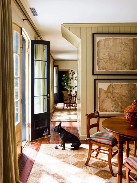 Carriage House Interior, Four Square Homes, Dutch Colonial Homes, Wooden Mantel, Heart Pine Flooring, Georgian Townhouse, Floor Sitting, House Restoration, Townhouse Designs