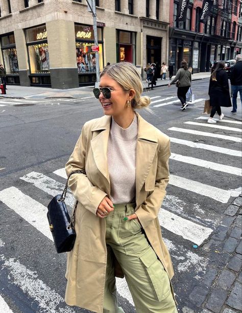 Cargo Pants With Sweater, Danielle Carolan, City Girl, Detective, Cargo Pants, Military Jacket, Duster Coat, Khaki Pants, Trench Coat