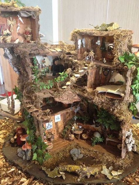 Tiny Fairy House Diy, Fairy Witch Cottagecore Decor, Fairy Furniture Ideas, Gremlincore Decor, Natural Fairy Houses, Boho Witch Aesthetic Home, Witchy Garden Decor, Goblin Core Home Decor, Fairycore Furniture