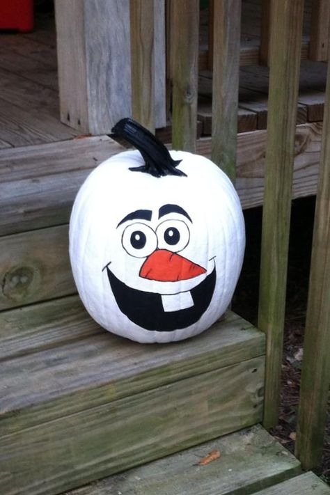 #pumpkincarving, #halloweenpumpkins, #pumpkinart, #halloweendecor, #spookypumpkins, #halloween2023, #creativehalloween, #pumpkindecor, #halloweeninspiration, #carvingideas Pumpkin Painting Ideas On A White Pumpkin, Super Hero Pumpkin Painting Ideas, Olaf Painted Pumpkin, Frozen Painted Pumpkin, Volleyball Pumpkin Painting, Pumpkin Painting Ideas Funny Easy, Cartoon Pumpkin Painting Ideas, Pumpkin Painting Disney Characters, Olaf Pumpkin Painting