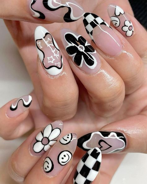 Unique Spring Nails, Guy Nails, Trippy Nails, Black And White Nail, Nail Design Glitter, Black And White Nail Art, Edgy Nails, White Nail Art, Simple Acrylic Nails