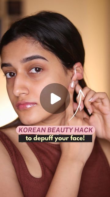 AASHI ADANI on Instagram: "Korean hack to depuff your face via lymphatic drainage, would you try this?" Gua Sha For Ear Drainage, Face Drainage, Face Massage Using Jade Roller, Jade Roller Face Massage, How To Drain Lymphatics In Face, Jade Rolling, How To Drain Lymphatics, Instagram Korean, Korean Beauty Tips