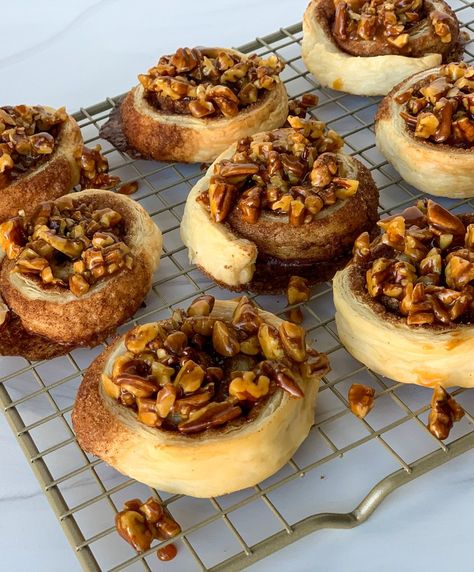 Salted Caramel Pecan Puff Pastry Cinnamon Rolls Cinnamon Rolls Caramel, Pecan Puff Pastry, Caramel Kitchen, Pecan Rolls Recipe, Puff Pastry Cinnamon Rolls, Pastry Cinnamon Rolls, Puff Pastry Cinnamon, Baked Caramel, Pecan Rolls