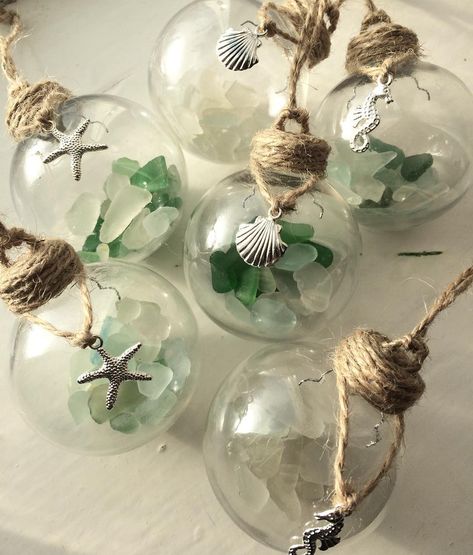 Christmas Seaglass Crafts, Diy Sea Glass Ornaments, Sea Glass Tree Ornaments, Seaglass Ornaments Diy, Beach Glass Ornaments, Sea Glass Ornaments Diy, Seaglass Christmas Ornaments, Seashell Ornaments Diy, Sea Glass Ideas