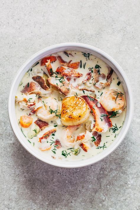 Nova Scotia seafood chowder is a rich, creamy, soup that's so easy to make from scratch! This version is loaded with seafood, with bacon and fresh dill added for extra flavor. Chowder Recipes Seafood, Seafood Chowder, Frozen Seafood, Seafood Soup, Chowder Recipes, Fresh Seafood, Seafood Dishes, Fish And Seafood, Nova Scotia