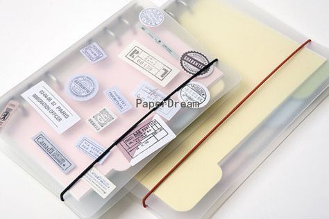 Binder Divider Aesthetic, Binder Decoration Ideas Aesthetic, Binder Decoration Ideas, Aesthetic Binder, Binder Divider, Personal Binder, Binder Decoration, A5 Ring Binder, Plastic Binder