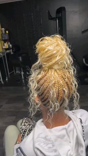 Braided High Bun Hairstyles, Design Braids, Braided Ponytails, Feedin Braids, Ghana Weaving, Black Hair Updo Hairstyles, Tape Ins, Short Box Braids Hairstyles, Feed In Braids Hairstyles