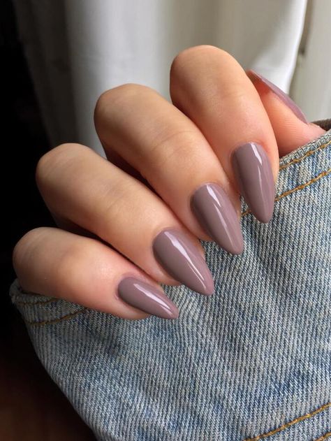 May Nails, Great Nails, Short Acrylic Nails Designs, Elegant Nails, Minimalist Nails, Chic Nails, Short Acrylic Nails, Nail Kit, Gorgeous Nails