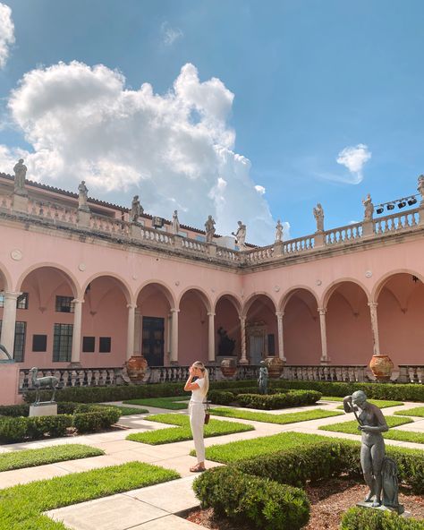 Ringling museum Sarasota florida photo The Ringling Sarasota Florida, Key West Bungalow, Ringling Museum Sarasota, Things To Do In Tampa, Ringling Museum, Ringling Brothers, Florida Trip, Dream Trip, Host Club