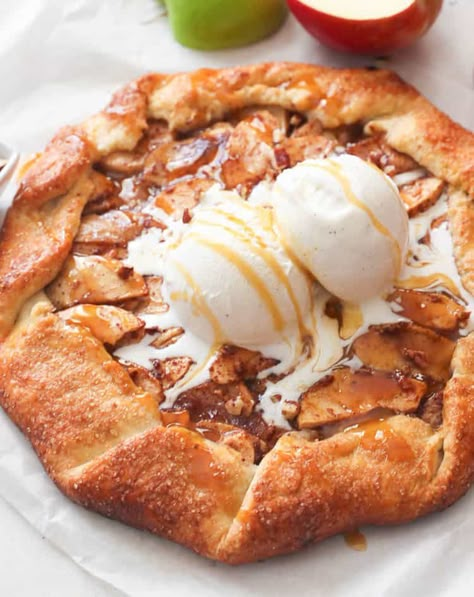 Apple Galette (Easy Recipe) - Immaculate Bites Desserts Galette Recipe Desserts, Gallete Recipe, Coco Bread, Galette Recipes, Best Summer Desserts, Apple Galette, Flat Cakes, Galette Recipe, Dessert Bites