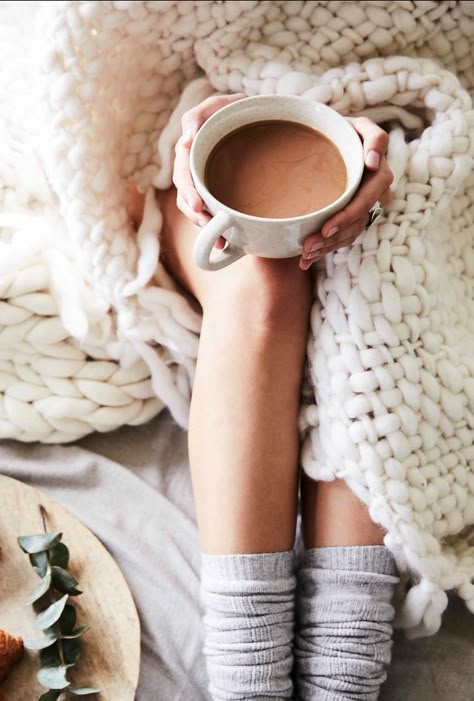 Cozy Winter Photoshoot, Cozy Winter Pictures, Cosy Photoshoot, Winter Photoshoot Ideas Indoor, Sleepwear Photoshoot Ideas, Winter Rituals, Iv Bar, Cozy Photoshoot, Old Queenslander