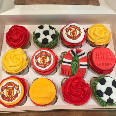 Manchester United Cupcakes, 50th Birthday Centerpieces, Football Birthday Cake, Melon Cake, Birthday Cake Gift, Football Cupcakes, 30th Birthday Men, Cake Gift, Cupcake Cake Designs