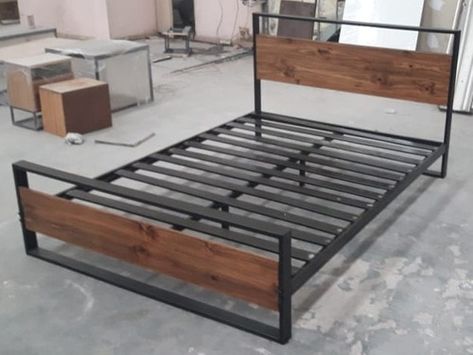 Cama Matrimonial Diseño Industrial Hierro Y Madera Moderna | Mercado Libre Steel Frame Furniture, Steel Bed Design, Industrial Bed, Home Window Grill Design, Rustic Furniture Design, Iron Furniture Design, Cahuita, Welded Furniture, Bed Frame Design