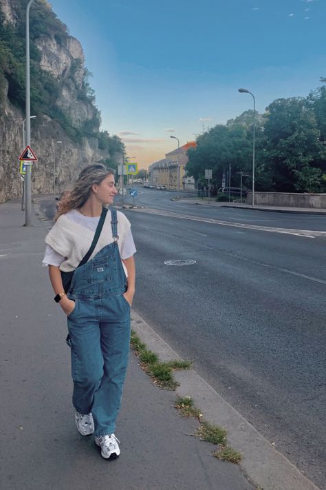 I loved this denim overalls, white tee and knit vest, and new balance 530's combo😍 Here's the links to similar affordable items: White graphic tee: https://amzn.to/3kB3Rq7 White knit vest: https://amzn.to/3J76P04 New Balance shoes: https://amzn.to/3Ho4Bbq Soft shell fanny pack: https://amzn.to/3GXdcjJ (This is an affiliate link) Jeans Jumpsuits For Women, White Knit Vest, Overalls White, Overalls Jeans, Overalls Outfit, White Graphic Tee, Bib Overalls, New Balance Shoes, Jeans Jumpsuit