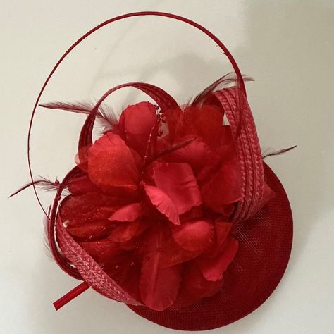 Fasinator Red Fashion Hat 100% Handmade Fascinator, Hair Clip And Headband Perfect For Cosplay, Festival, Halloween, Photography, Costume Party, Bridal Party, Wedding, Church, Cocktail Party And Tea Party, Bridal Party, Kentucky Derby And Other Occasions One Size Fit Most Nwt Bundle Your Likes And Save. Pay One Shipping Fee For Several Items! Ino5 Red Hat Club, Fascinator Hair, Tea Party Bridal, Halloween Photography, Wedding Church, Derby Hats, Red Hats, Kentucky Derby, Red Fashion