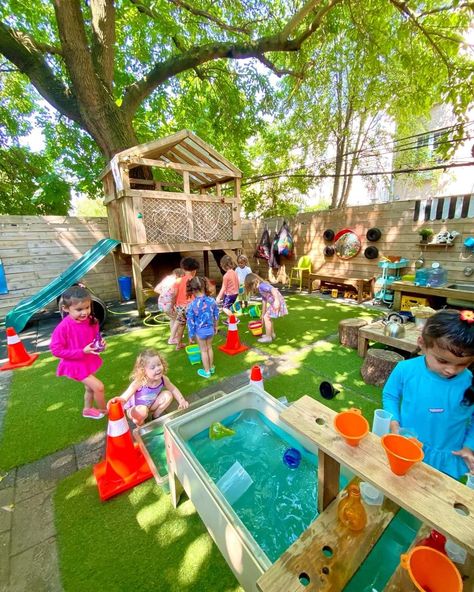 Nursery Outdoor Area, Daycare Outside Play Area, Outdoor Learning Spaces Early Childhood, Outdoor Kids Play Area Playground Design, Outdoor Daycare Play Area, Small Outdoor Play Area, Daycare Outdoor Play Area, Montessori Outdoor Play, Daycare Interior Design