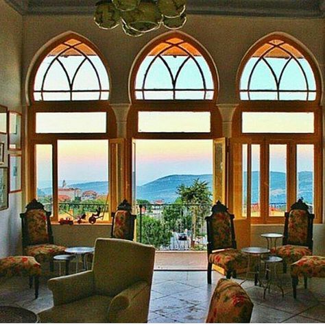 Beautiful interiors of Lebanese homes. Lebanese Home, French Chateau Mansion, Gloomy Weather, Mediterranean Style Homes, Traditional Interior Design, Traditional Houses, Beirut Lebanon, House Viewing, Beautiful Sites