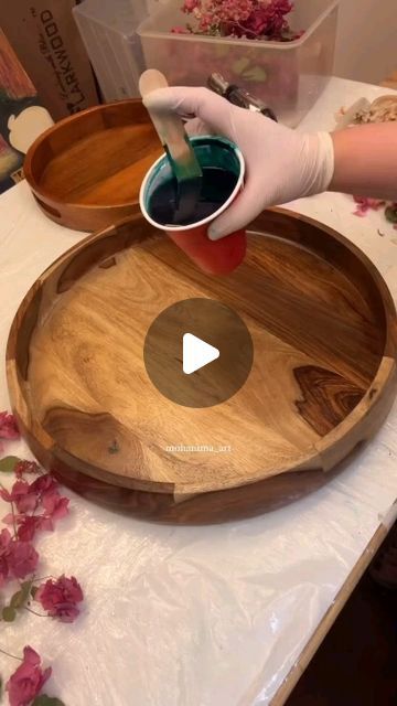 Art Pictures Ideas, Resin Pour, Diy Picture Frames, Led Fairy Lights, Resin Table, 3 In One, How To Preserve Flowers, Handmade Home, Light Art