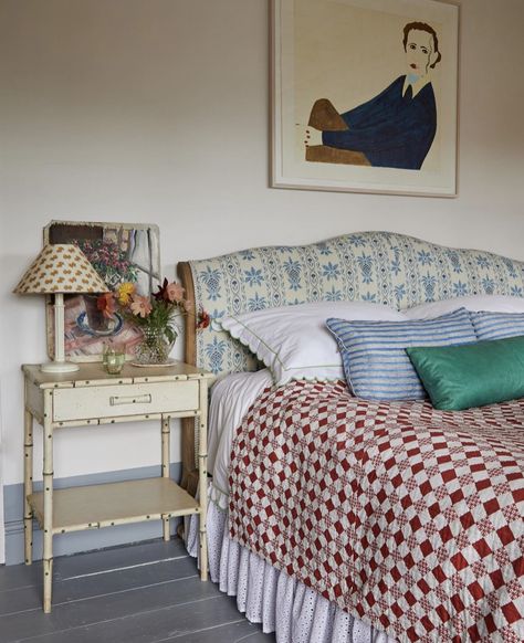 Nantucket Bedroom, Bed Layering, France House, Instagram Projects, Room Of One's Own, Nancy Meyers, Spring Awakening, Cottage Bedroom, Room Renovation