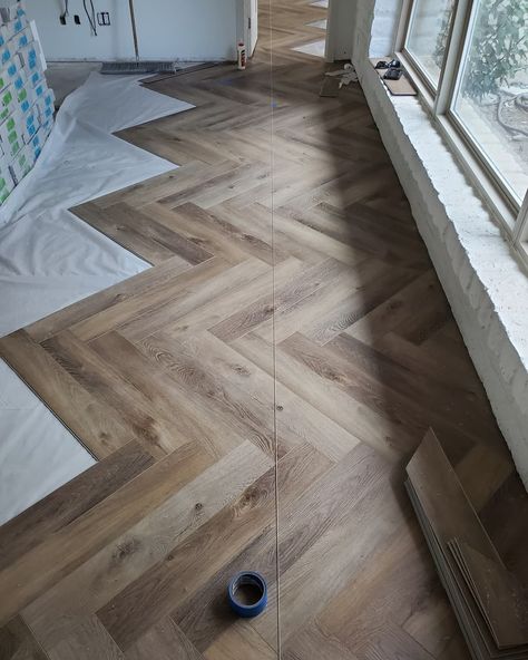 Vinyl Plank Flooring Herringbone Pattern, Large Plank Herringbone Floor, Herringbone Luxury Vinyl Floor, Herringbone Vinyl Plank Flooring, Wood Floor Patterns, Flooring On Walls, Cnc Furniture Plans, Wood Floor Pattern, Pergo Flooring