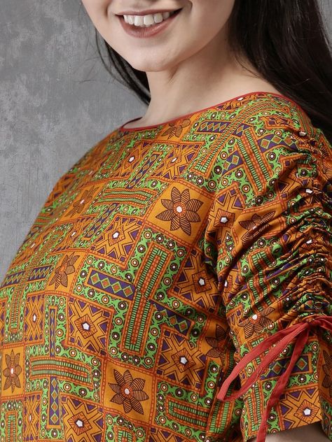 Sleeves Design For Kurtis, Printed Kurti Designs, Kurti Sleeves, Dresses Pakistani, Kurti Sleeves Design, Kurtas For Women, New Kurti Designs, Churidar Designs, Simple Kurta Designs