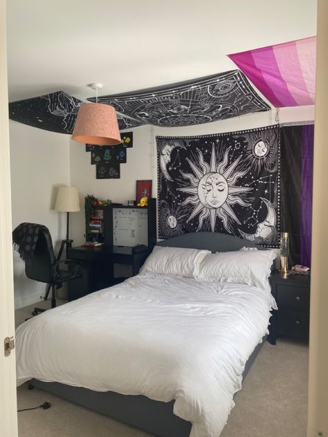 Flag Above Bed, Pride Flag Bedroom, Lgbtq Room Ideas, Tapestry Above Bed, Tapestry Room, Bedroom Aesthetics, Room Refresh, Ideas Room, Above Bed