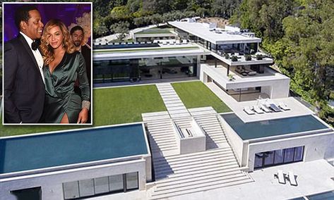 Beyonce House, Crazy Buildings, Celeb Homes, Mansion Plans, Hilltop House, Billionaire Homes, Bel Air Mansion, Celebrity Mansions, Malibu Mansion