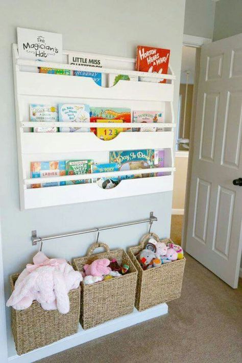 Fab idea!! Creative Toy Storage, Ideas Habitaciones, Nursery Book, Diy Toy Storage, Bedroom Organization, Kid Toy Storage, Toddler Rooms, غرفة ملابس, Bedroom Kids