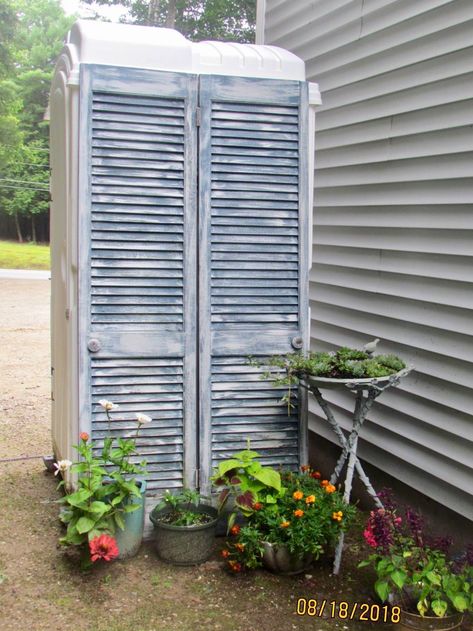 Talk about porta potty disguise at your next wedding! Portapotty Wedding Ideas, Decorate Porta Potty For Wedding, Portapotty Wedding, Decorated Porta Potty, Porta Potty Decorating Ideas, Decorating Porta Potty For Wedding, Wedding Porta Potty Decor, Wedding Porta Potty, Porta Potty Wedding