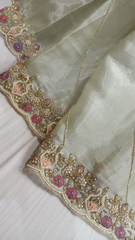 Duptta Designs Embroidery, Dupatta Work Designs, Hand Work Embroidery Dupatta, Hand Work Embroidery Neck Design, Hand Work Embroidery Suits, Zardosi Embroidery, Hand Work Design, Embroidery Fashion Detail, Hand Beaded Embroidery