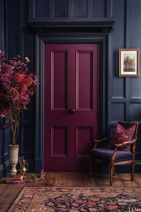 British Interior, Interior Design Per La Casa, Dark Home Decor, Dark Home, Hus Inspiration, Dark Interiors, Gothic House, Paint Colors For Home, Dream House Decor