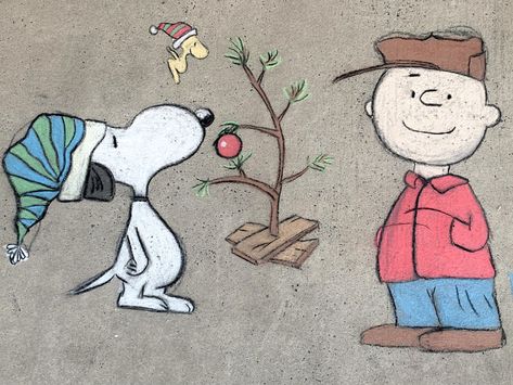 Snoopy Chalk Art, Chalk Driveway, Chalk Ideas Disney, Chalk Art Ideas Disney, Disney Character Chalk Art, Christmas Chalk Art, Chalk Sidewalk, Chalk Art Christmas, Easy Chalk Drawings