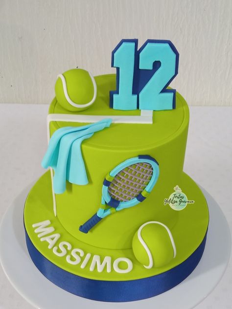 Padel Cake Ideas, Tenis Cake Birthdays, Tennis Cake Ideas Birthdays, Tennis Theme Cake, Tennis Birthday Cake, Tennis Cake Topper, Tennis Cakes, Karate Cake, Tennis Birthday Party