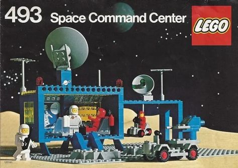 These Are the Most Valuable Vintage LEGO Sets | Apartment Therapy 80s Games, Old Lego Sets, Space Lego, Vintage Lego, Lego Castle, Lego Space, Lego Toys, Control Panels, Fun Toys