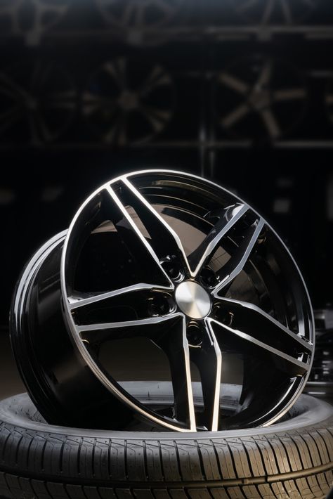 Car Wheel Design, Tire Storage, Car Rims, Car Sport, Winter Car, Car Tattoos, Car Plates, Rims For Cars, Wheels And Tires